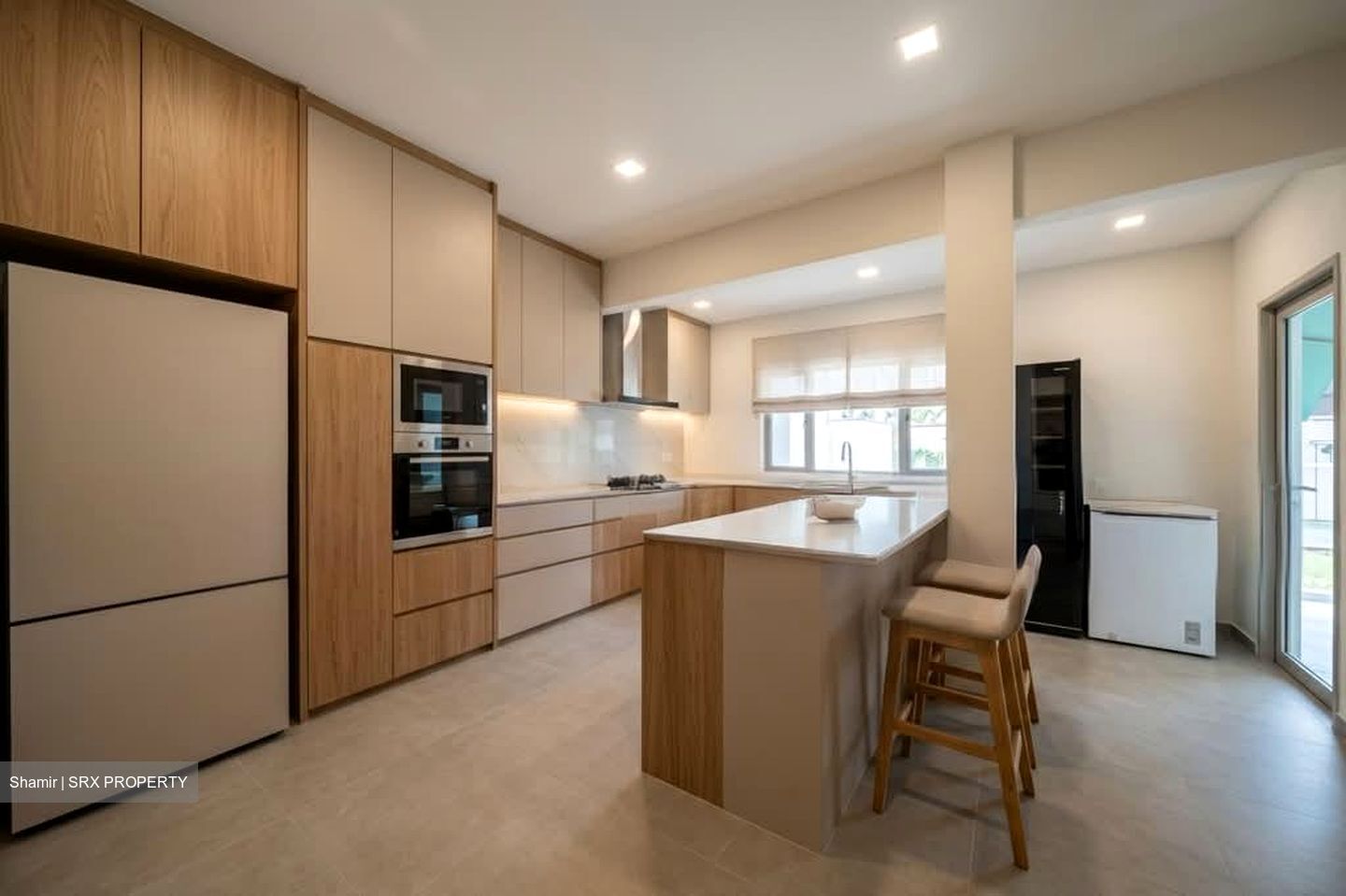 Peakview Estate (D16), Semi-Detached #556844101